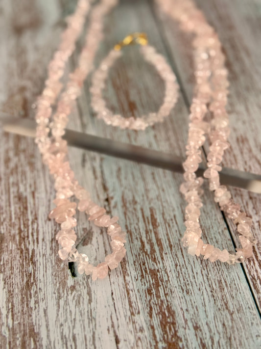 Cuarzo Rosa Necklace